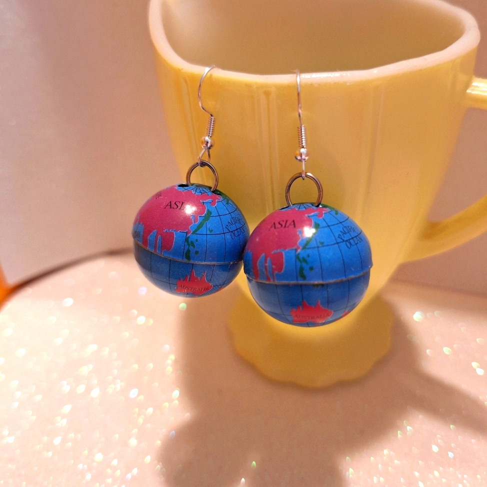 Globe Earth Earrings New